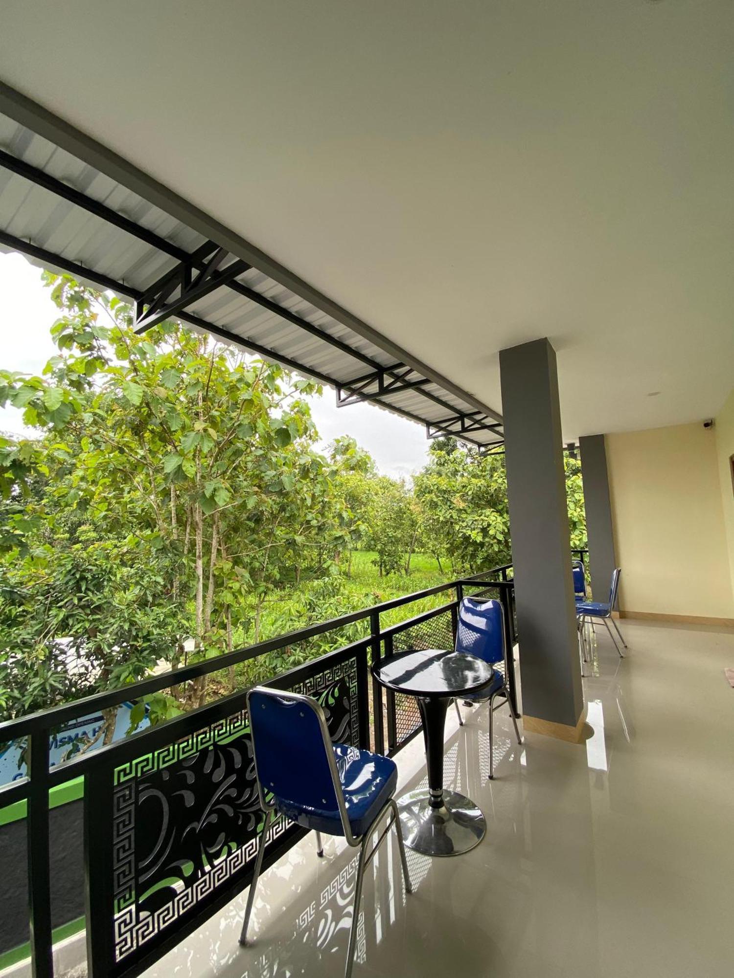 Wisma Hn Selang Exterior photo